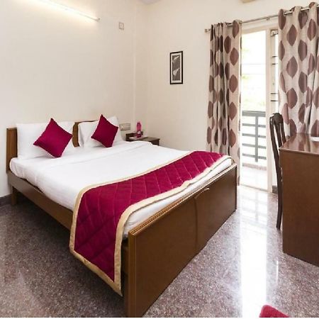 Hotel Felicity Inn Egl By Sky Stays Бангалор Екстериор снимка