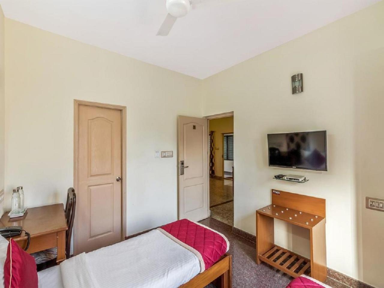 Hotel Felicity Inn Egl By Sky Stays Бангалор Екстериор снимка